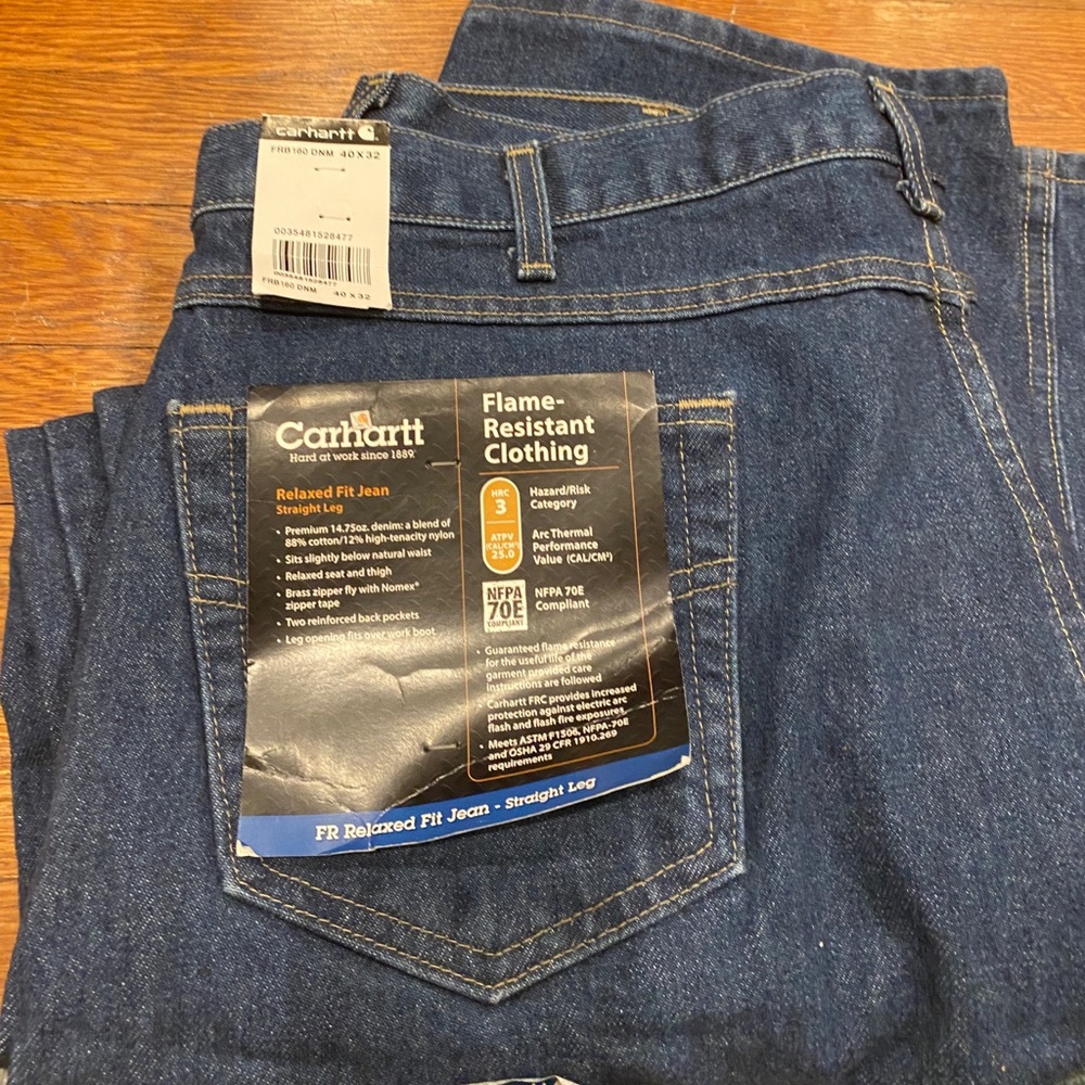 New Carhartt jeans
